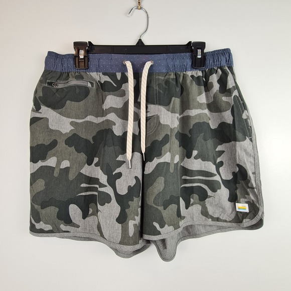 Vuori Other - Vuori Short Mens XL Gray Camo Performance 4 Way Stretch Athletic Shorts Swim